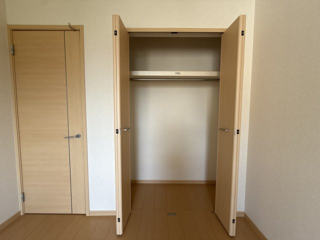 パレ　ドゥールＣの収納