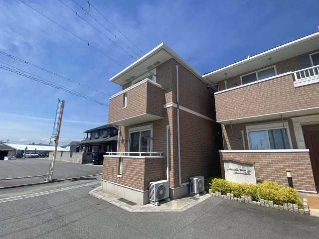 アドラブール　ラシュレⅡの外観