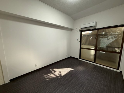 【洋室】 | アパートメントリース大名 | ※3-D号室の写真を掲載しております