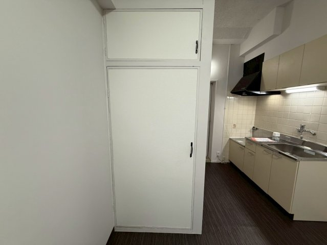 【洋室】 | アパートメントリース大名 | ※3-D号室の写真を掲載しております