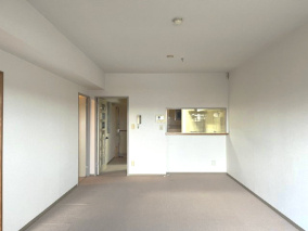 【居間・リビング】 | 新ゆりグリーンタウンけやき街区２号棟 | ゆとりある広さのリビング。家具配置もしやすい間取りです。