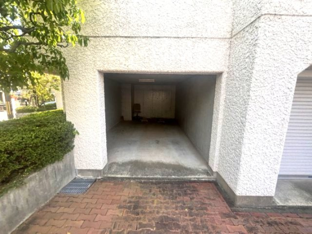 フローラ観音林の駐車場