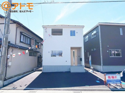 【駐車場】 | 富士宮市貴船町第1　新築戸建て　2号棟 | 2台並列駐車可能！ゆったりスペースで、駐車も楽ちん♪