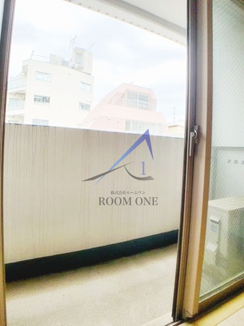 リアルスウィート三軒茶屋のバルコニー|バルコニーです。