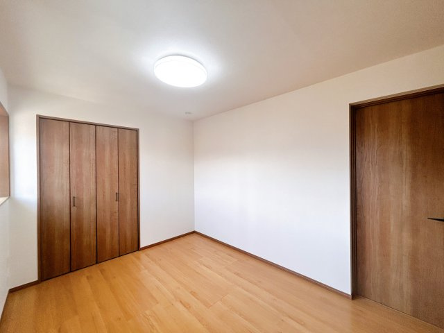 丹波篠山市住吉台の中古一戸建の洋室