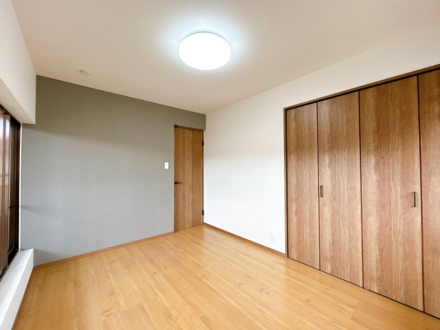 丹波篠山市住吉台の中古一戸建の洋室