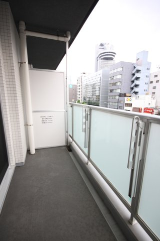 【バルコニー】