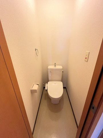 メゾンライム Aのトイレ