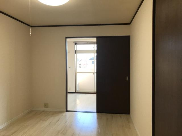 グランドール十王の内装|洋室