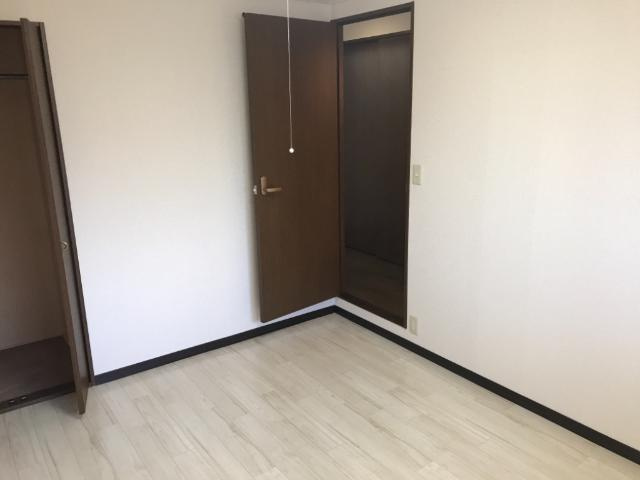 グランドール十王の内装|北洋室