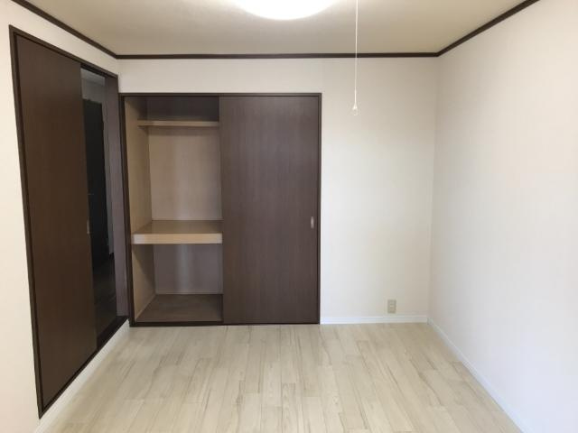 グランドール十王の内装|洋室