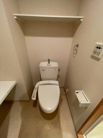 アール押切　名古屋市賃貸　仲介手数料無料のトイレ