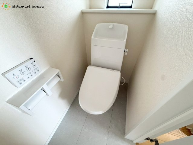 第18上尾上　新築戸建　ハートフルAのトイレ