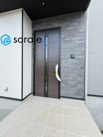 所沢市小手指南8期全1棟　新築戸建の玄関|7/23　撮影