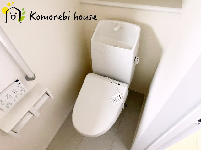 第18上尾市上　新築一戸建て　ハートフルタウン　Aのトイレ|落ち着いたトイレです