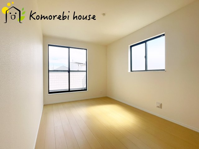 第18上尾市上　新築一戸建て　ハートフルタウン　Aの寝室|使い勝手のいい寝室です