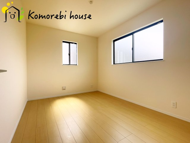 第18上尾市上　新築一戸建て　ハートフルタウン　Aの洋室|使い勝手のいい洋室です