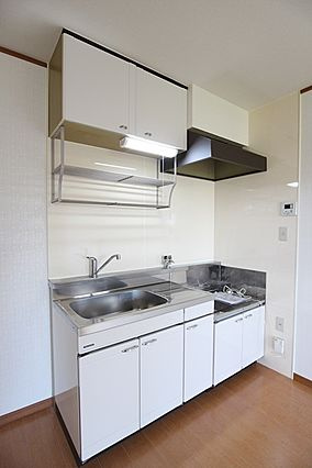 コーポ築揚のキッチン|※掲載写真は同物件別号室の参考写真です。実際のお部屋とは間取り・設備・内装等が異なる場合があり、現況を優先とします。