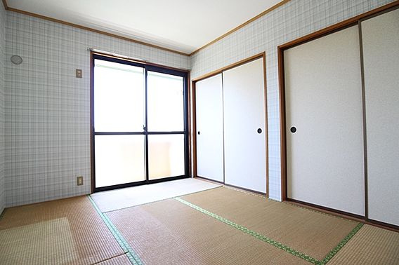 コーポ築揚の和室|※掲載写真は同物件別号室の参考写真です。実際のお部屋とは間取り・設備・内装等が異なる場合があり、現況を優先とします。