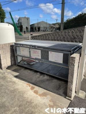 【その他共用部分】 | ヴィラージュ B棟 | 敷地内ゴミ置き場