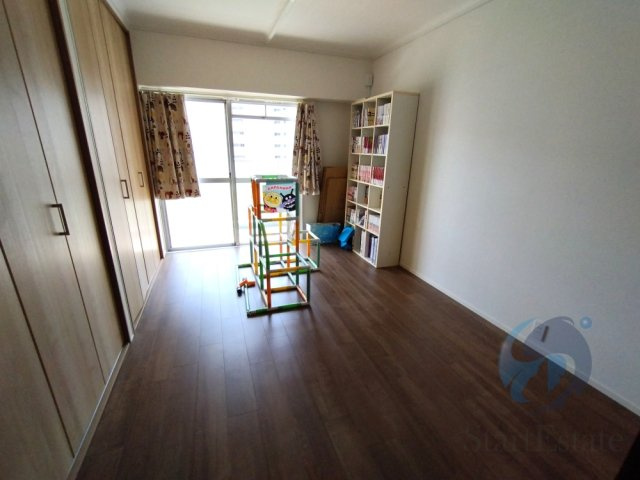 【洋室】 | メガロコープ平野1号棟