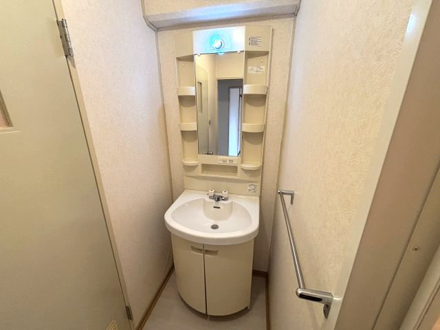 六甲道レクランの独立洗面台