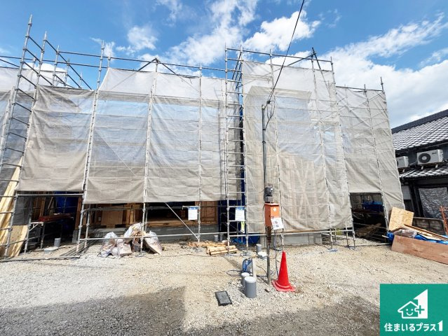 高槻市富田町　第1期　新築一戸建ての外観|周辺は落ち着いた街並みの住宅地！子育てがしやすい住環境です！まだ未完成ですが、現地でしかわからない事もございます。是非一度ご覧ください。