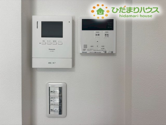 東松山市松山町　第1期　新築一戸建て　ワイウッドコート　05のセキュリティ|TVモニター付きインターホンは、来訪者の顔を確認できる安心の設備◎防犯性が高まり、子育て世帯にも嬉しいポイントです。毎日の暮らしに安心感を与えてくれます！