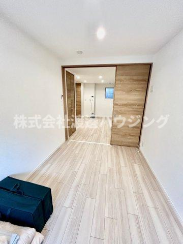 Reメゾン桃谷の洋室