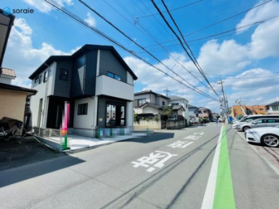 川越市小仙波町3期　全1棟　新築戸建の前面道路含む現地写真|4月6日撮影