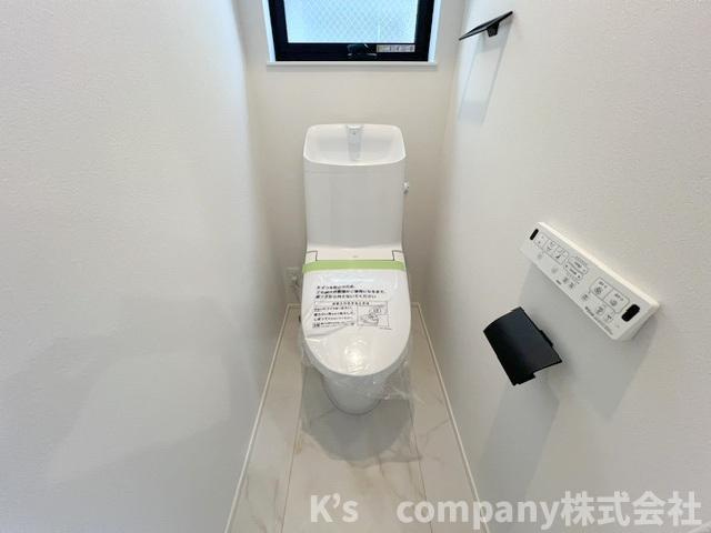 ◎茅ヶ崎市高田2丁目　新築戸建　のトイレ|白を基調とした清潔感のあるトイレ☆