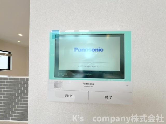 ◎茅ヶ崎市高田2丁目　新築戸建　のセキュリティ|訪問者の顔が見えるテレビモニター付きインターホン☆