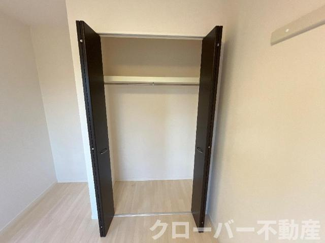 ヴァンルージュⅣの収納|クローゼット