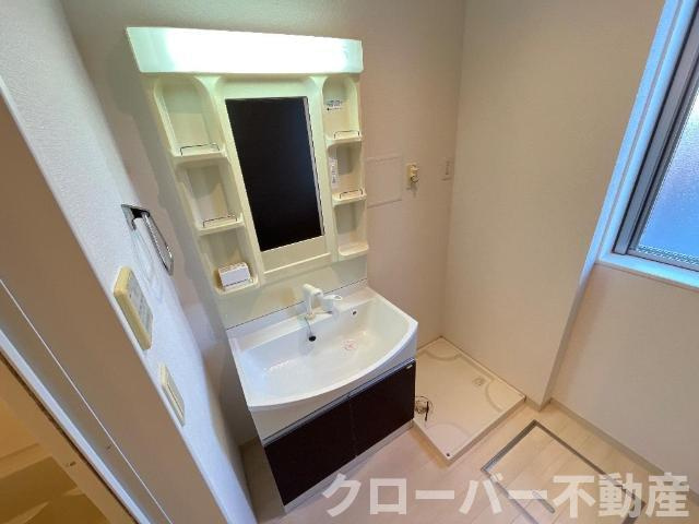 ヴァンルージュⅣの洗面所|洗髪洗面化粧台