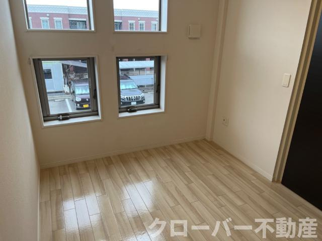 ヴァンルージュⅣの内装|洋室