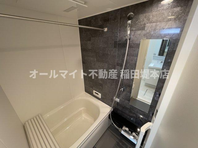 川崎市多摩区登戸新町のアパートの浴室