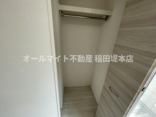 川崎市多摩区登戸新町のアパートの収納