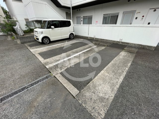 デイグラン長居公園の駐車場|デイグラン長居公園　駐車場