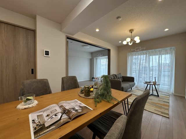 歌敷山ダイヤハイツの居間・リビング