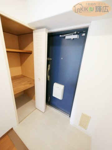 【玄関】 | 明石土山駅前スカイハイツC棟　3階