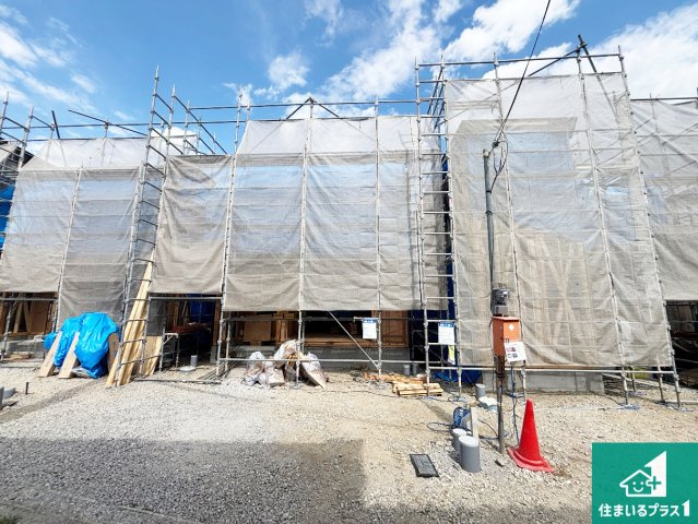 高槻市富田町　第1期　新築一戸建ての外観|周辺は落ち着いた街並みの住宅地！子育てがしやすい住環境です！まだ未完成ですが、現地でしかわからない事もございます。是非一度ご覧ください。