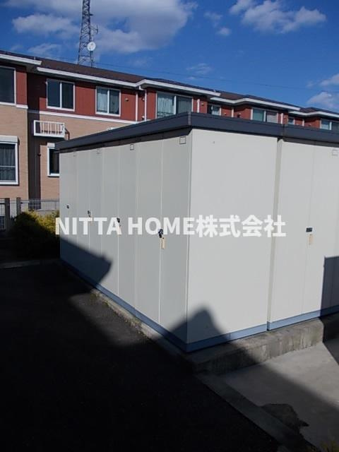 サンリットタウン日高Ⅲのその他共用部分|外部トランクは無料で使用OK◎