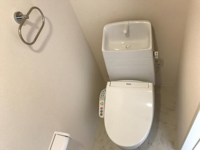 サンライズＣのトイレ|シャワー付トイレ