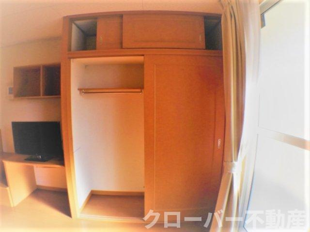 レオパレスＧＡＺＥＢＯ１２の収納