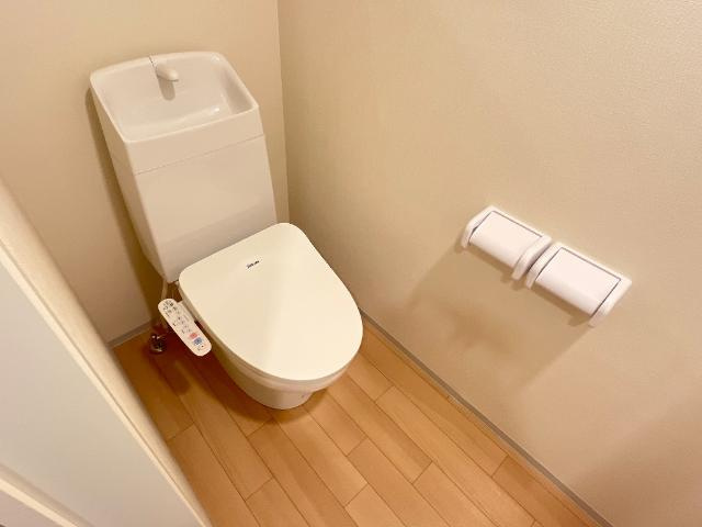 ソランジュのトイレ|シャワー付トイレ