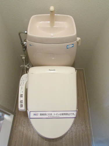 サンシャインハイツ　B棟のトイレ