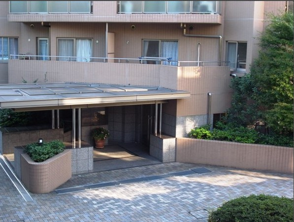 【エントランス】