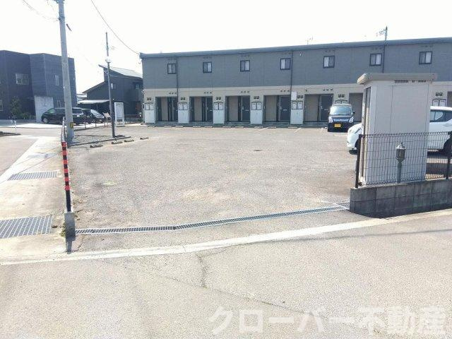レオパレスＳｈｕ＆Ｋｅｉの駐車場