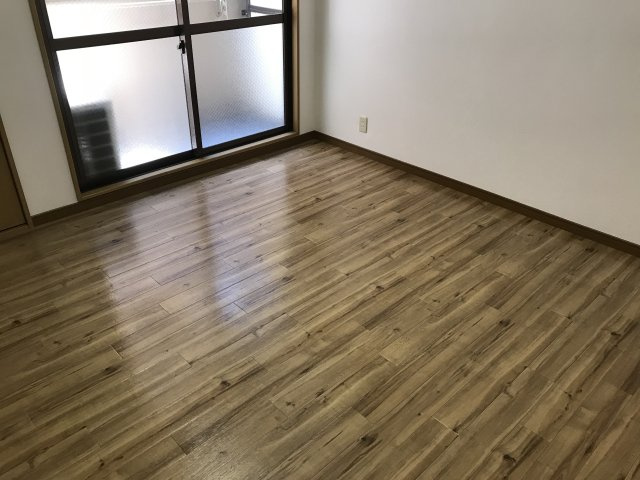 ハイツサードニックスの居間・リビング