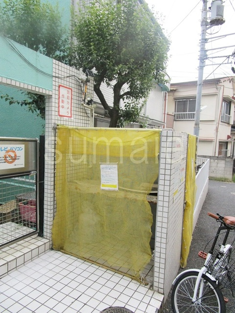 プラザ・ドゥ・モーリス　Ａ棟のその他共用部分|敷地内ゴミ捨て場です！
